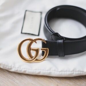 Gucci Double G Logo leather Belt